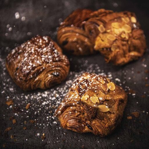 Pain chocolat aux amandes - Boulangerie-Pâtisserie Sébastien Brocard